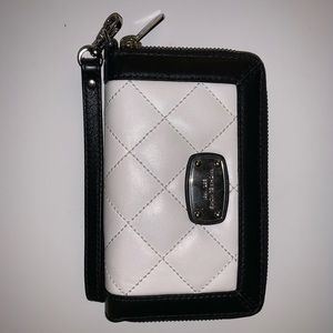 Micheal Kors Wristlet